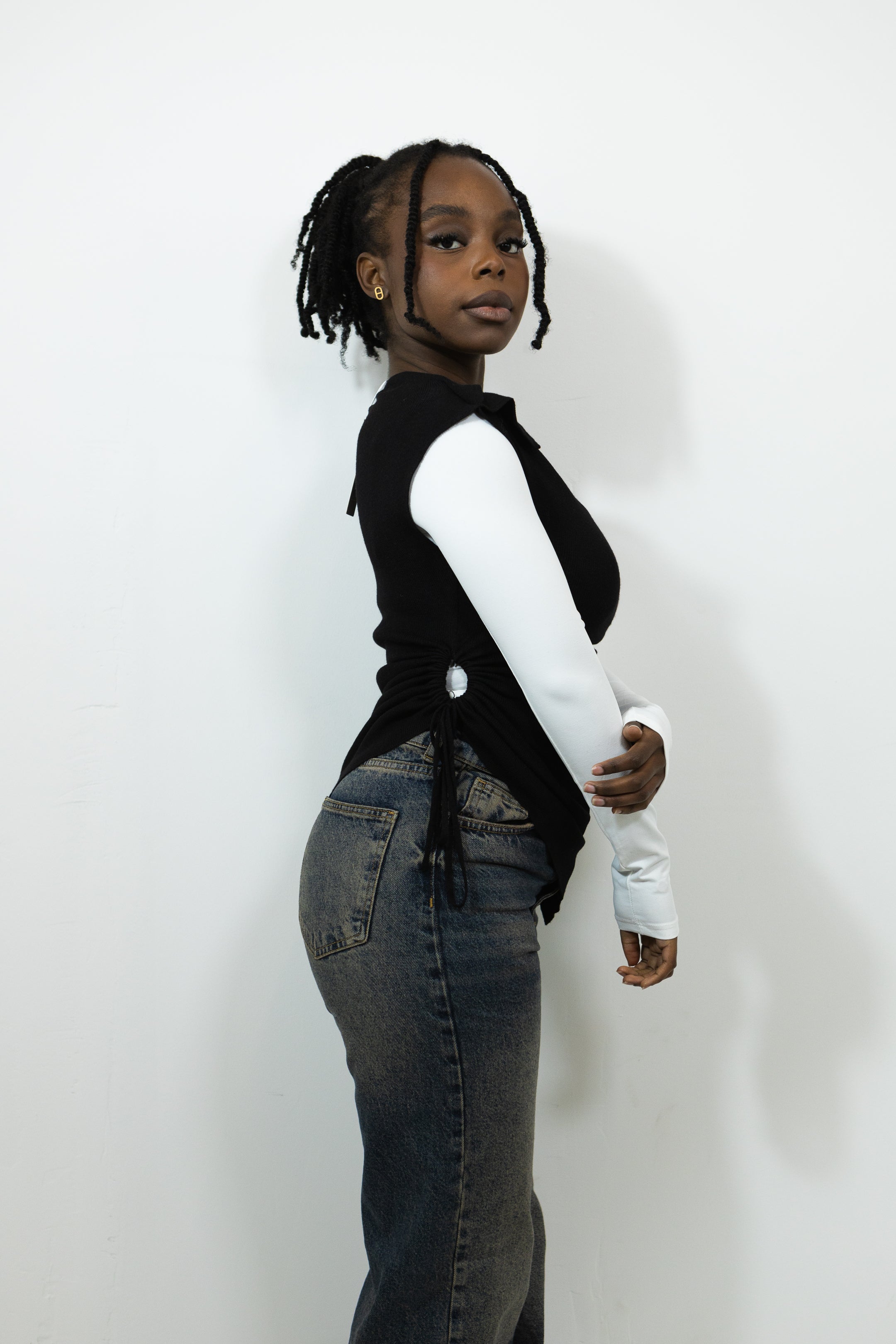 HAUT SANS MANCHE ASYMÉTRIQUE