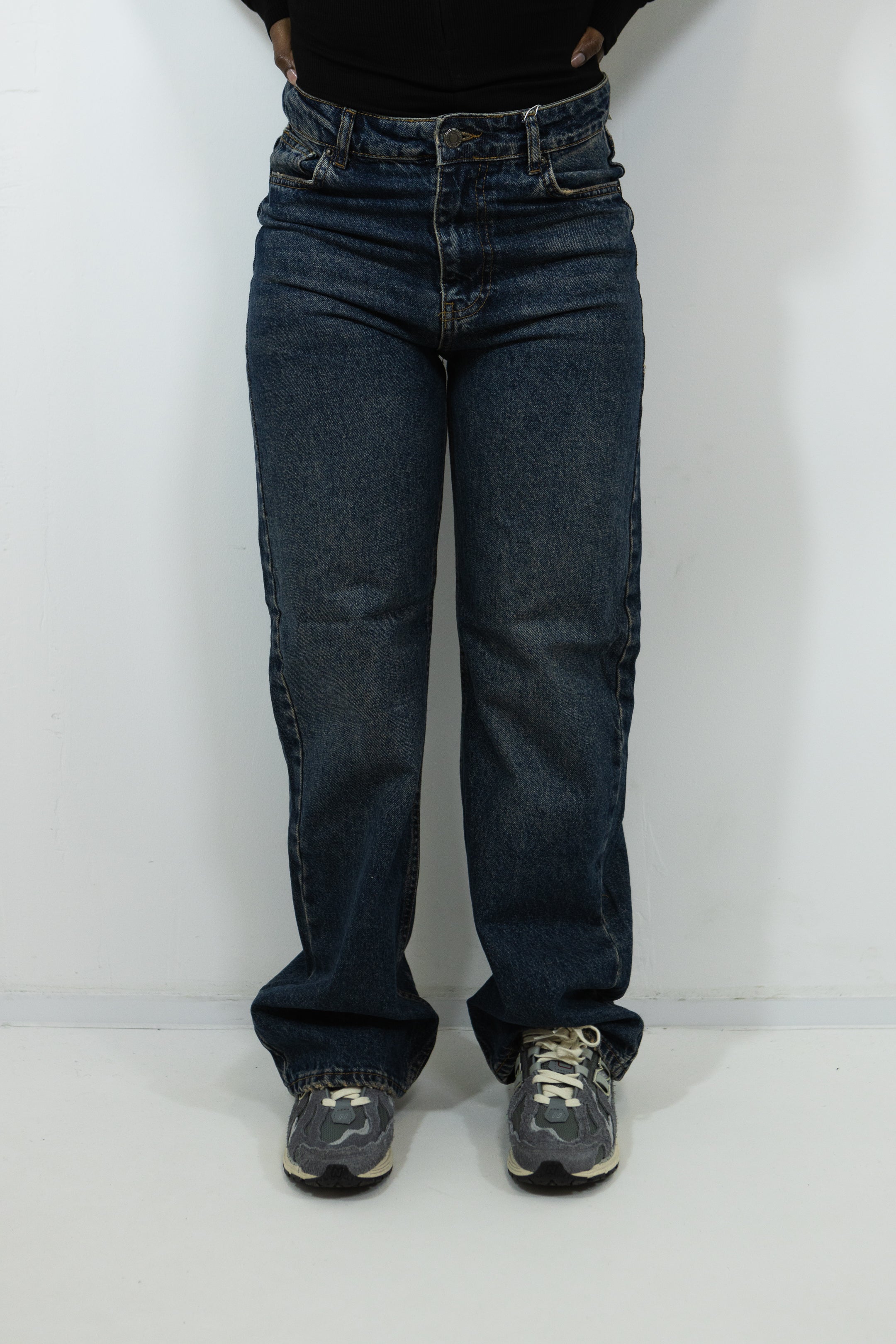 JEAN STRAIGHT FIT