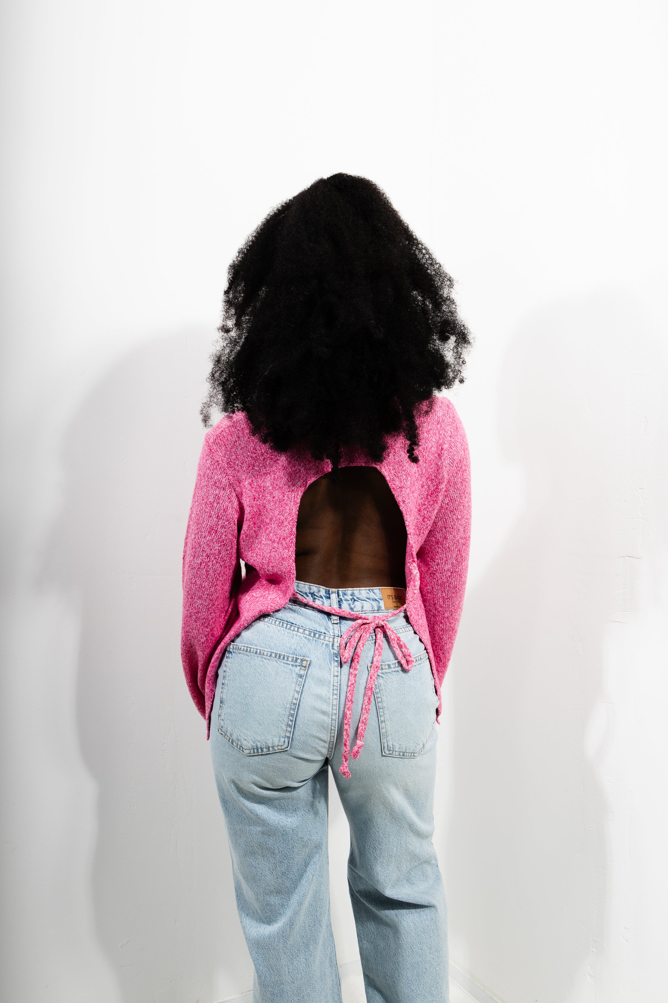 PULL AVEC DOS OUVERT