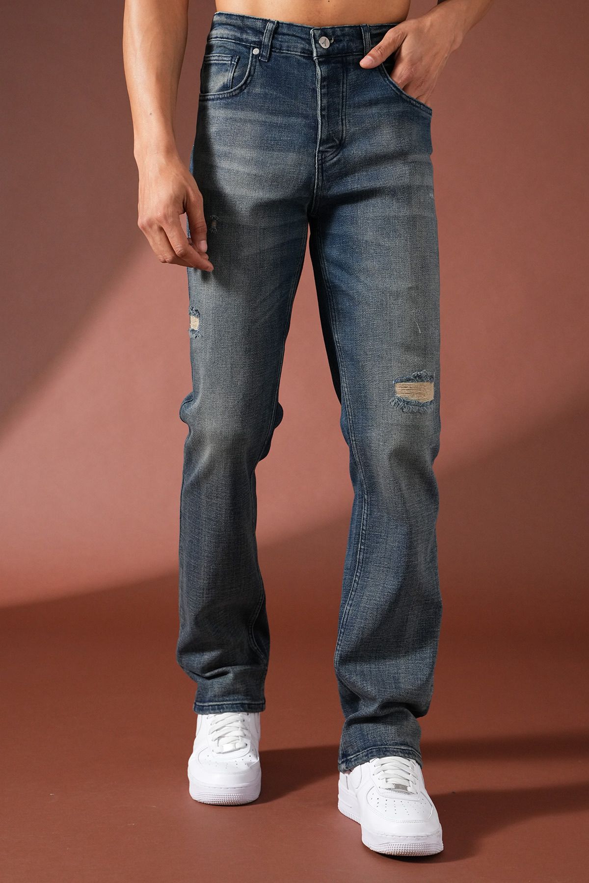 Jean ripped