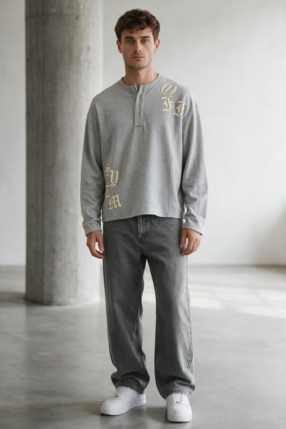 Longlseeve boutons broderie