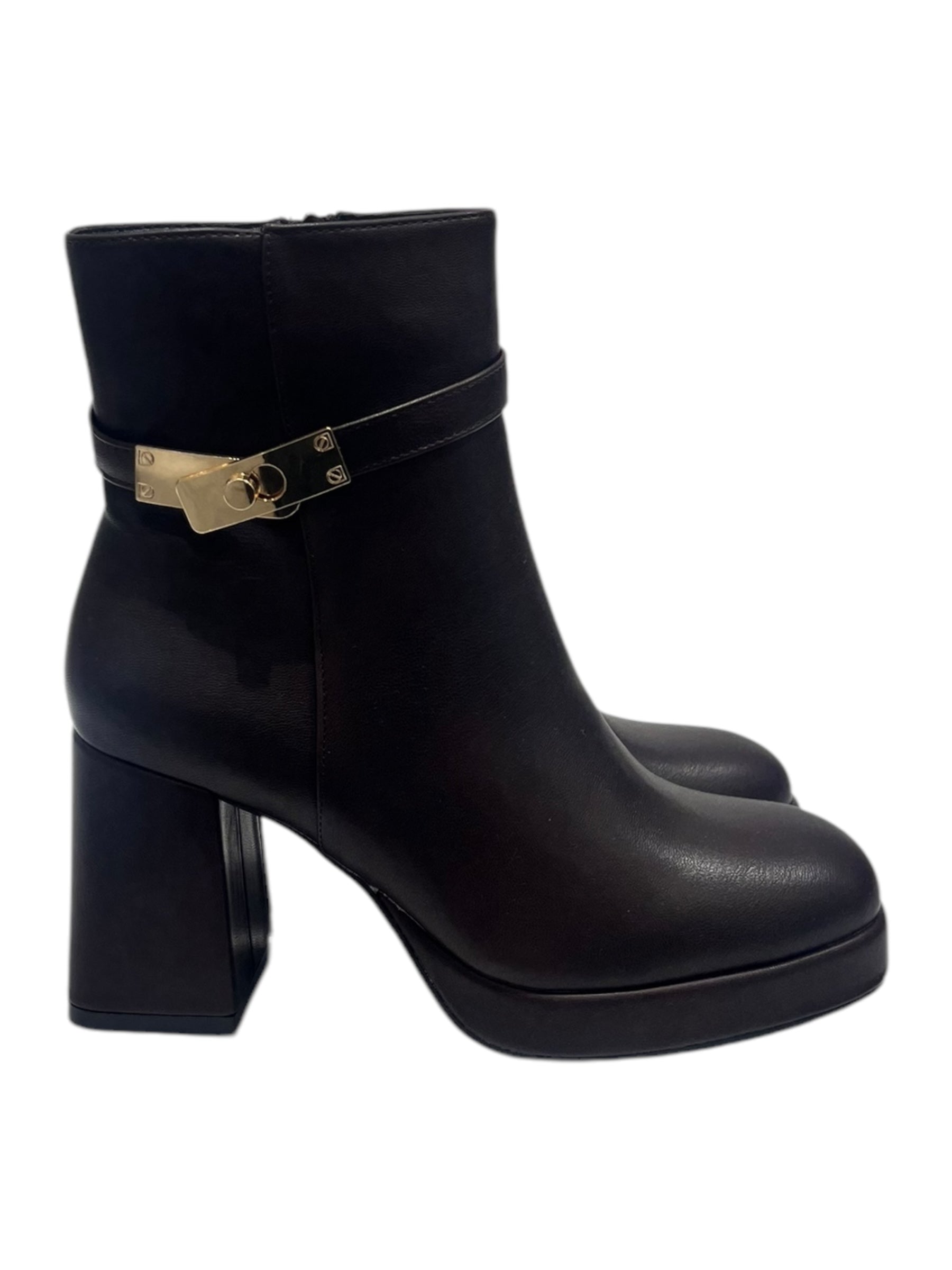 BOTTES