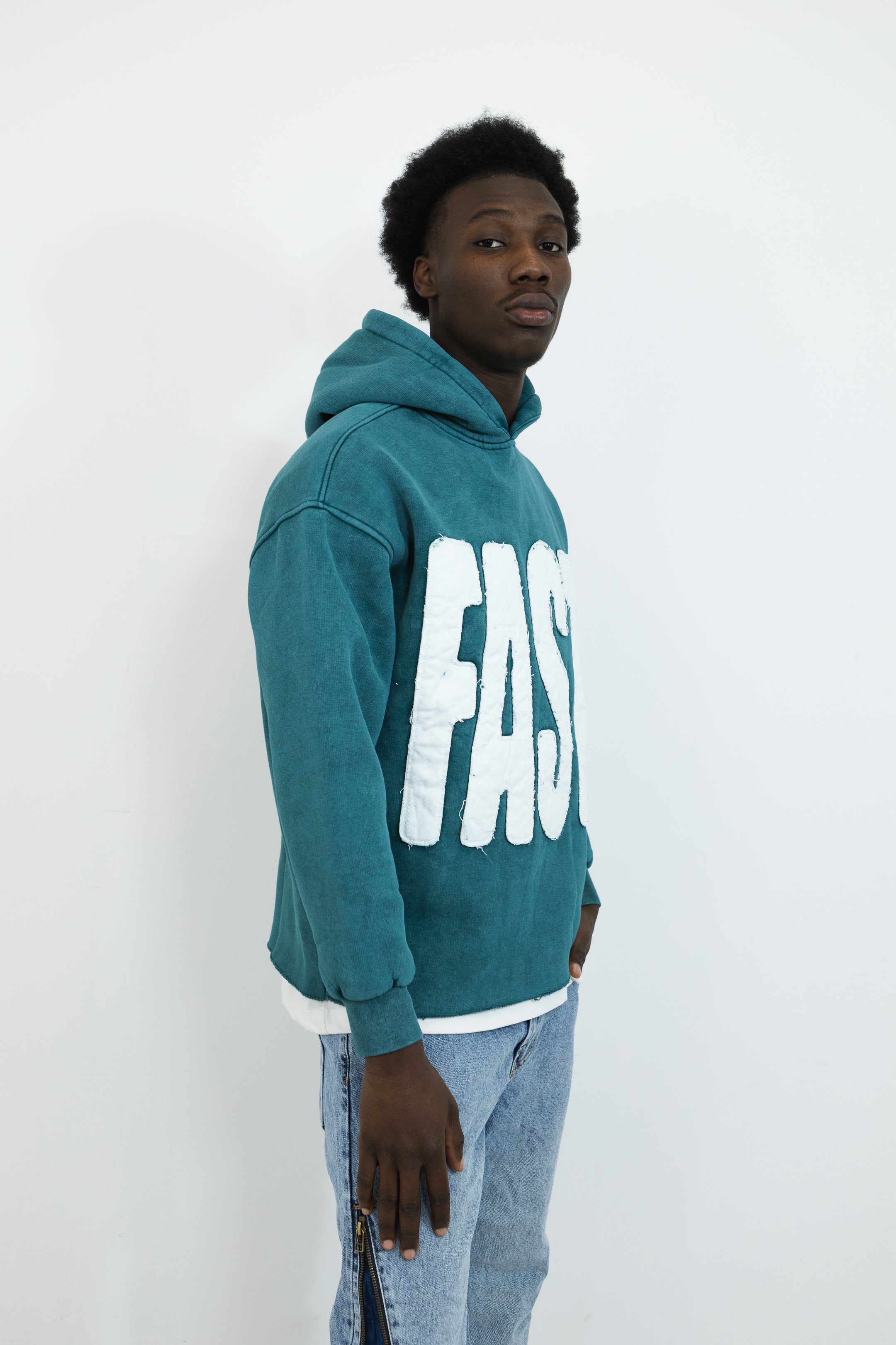 HOODIE FAST BRODÉ