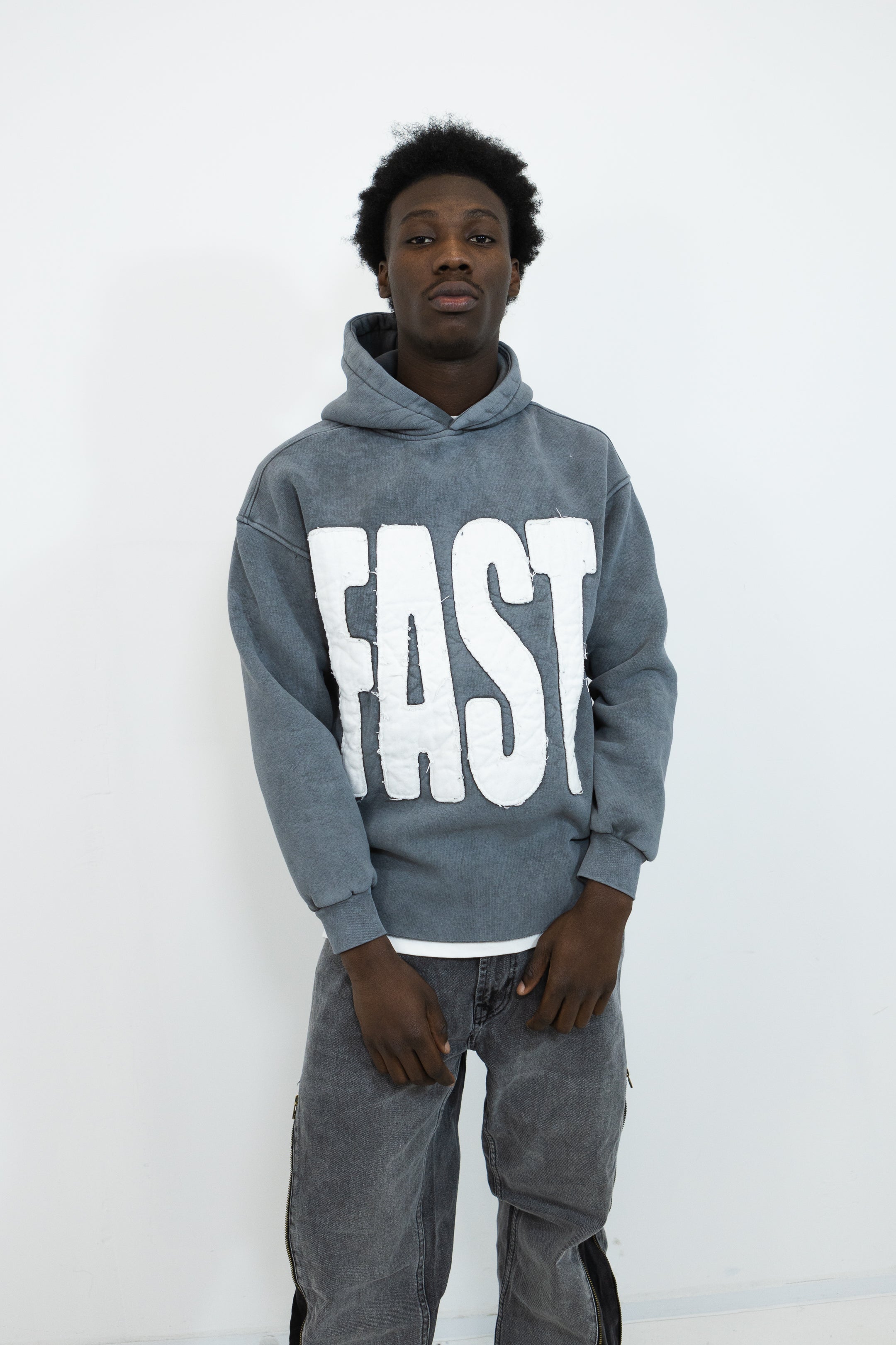 HOODIE FAST BRODÉ