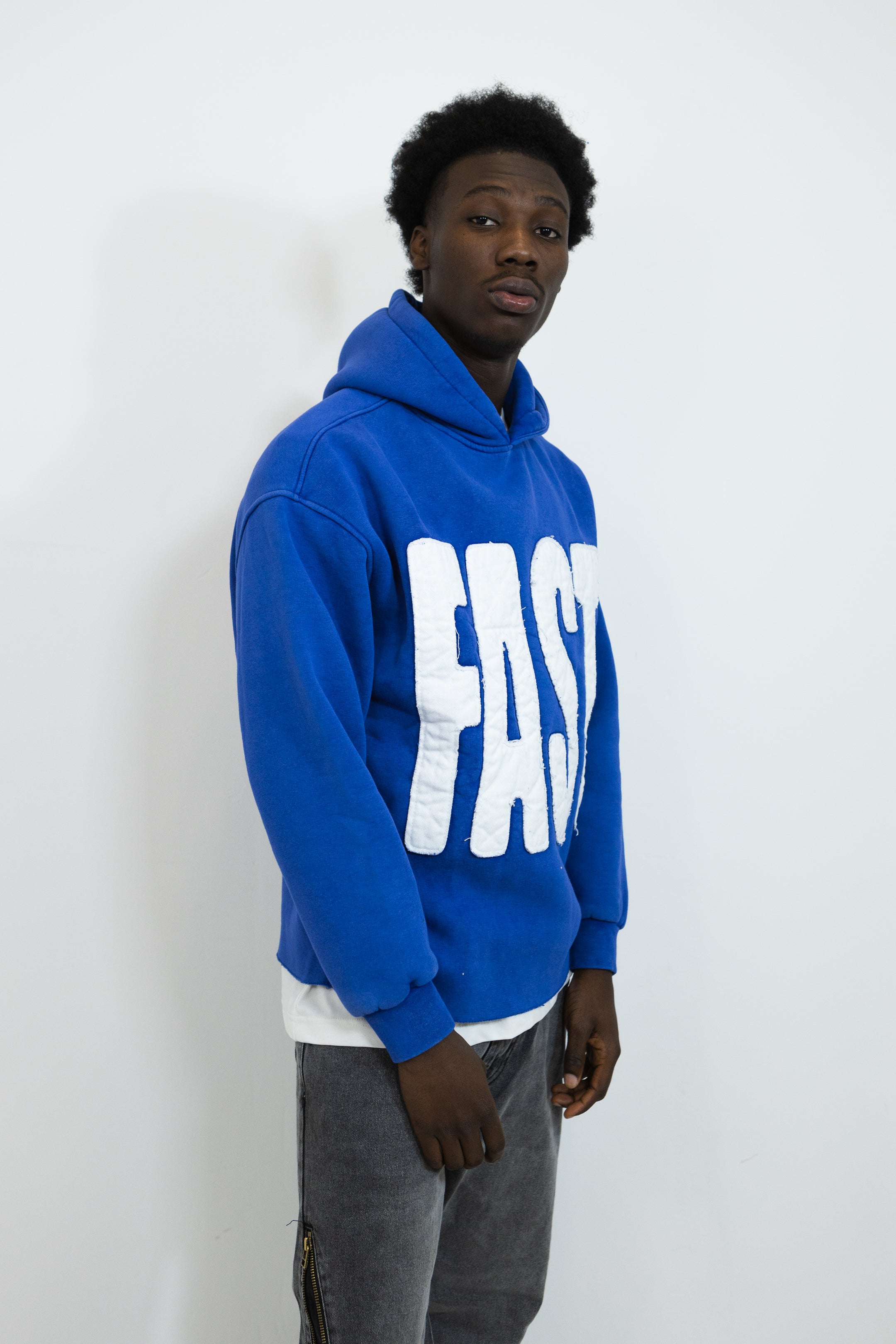 HOODIE FAST BRODÉ