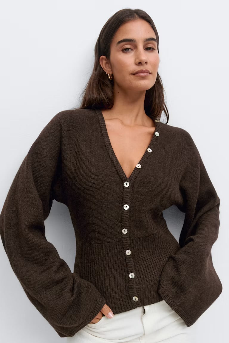 Cardigan boutons cintré
