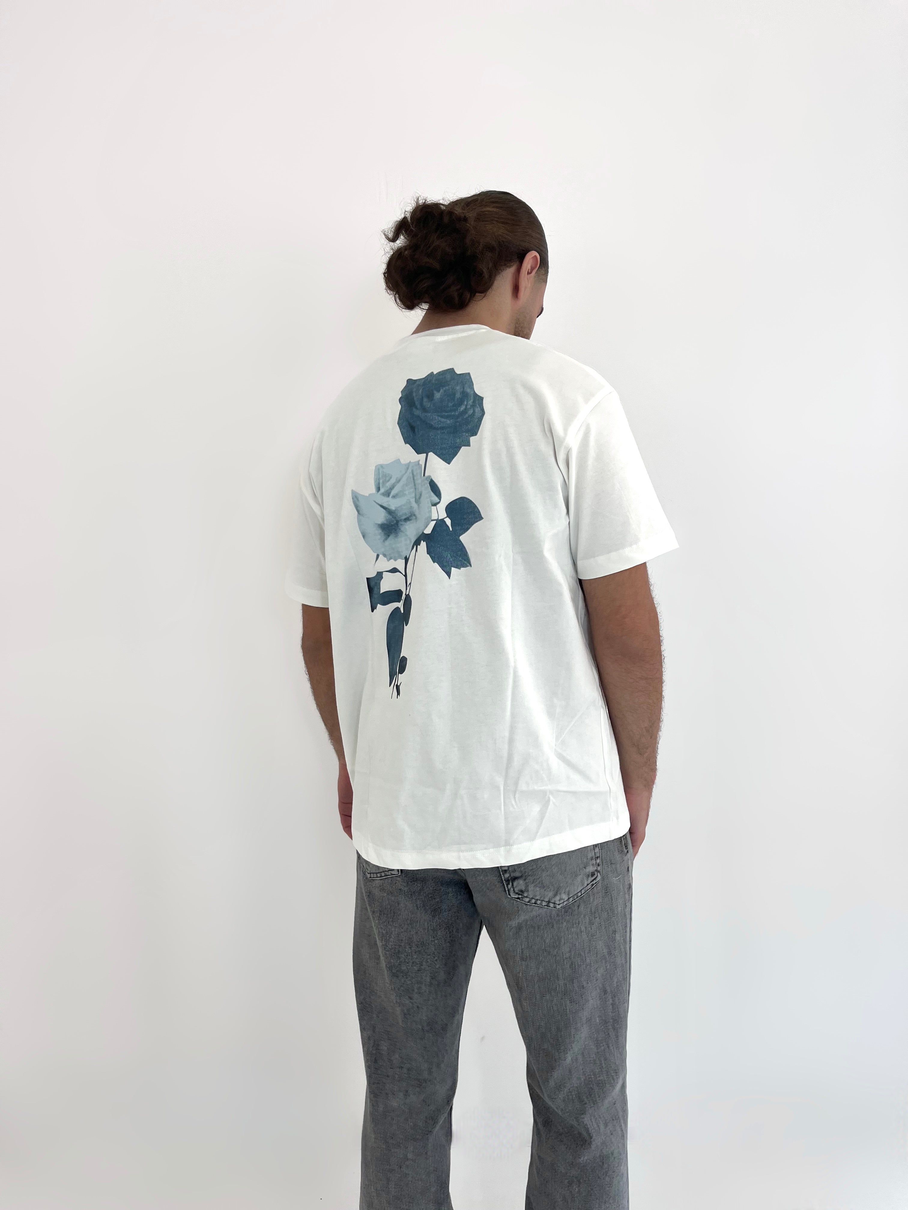 T-SHIRT FLOWERS